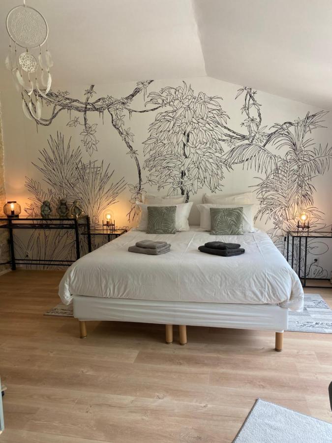 La Chaumeauniere Bed & Breakfast Aigrefeuille-dʼAunis Dış mekan fotoğraf