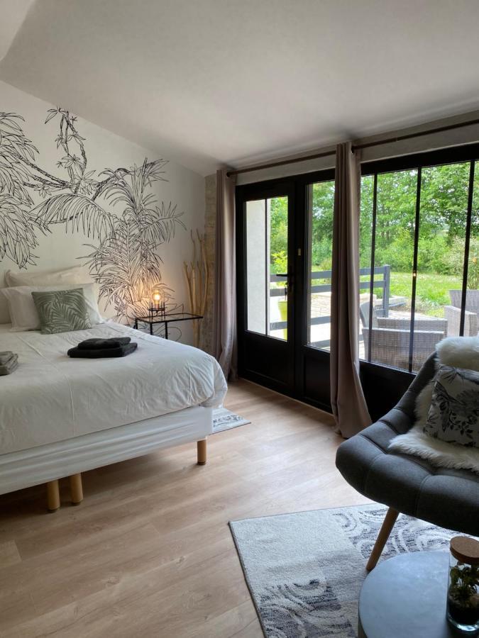 La Chaumeauniere Bed & Breakfast Aigrefeuille-dʼAunis Dış mekan fotoğraf